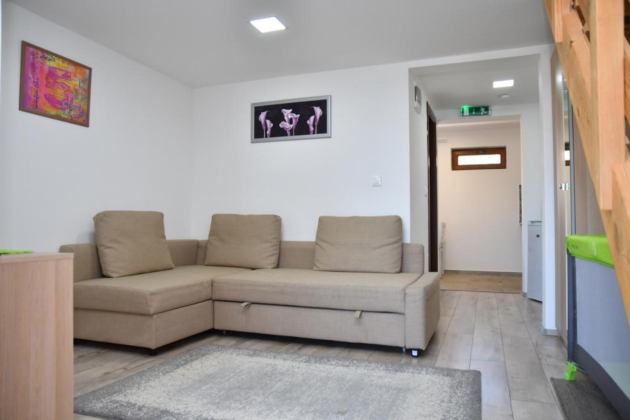 Foeveny Apartmanok Balatonfuzfo Exterior photo