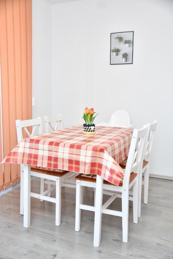 Foeveny Apartmanok Balatonfuzfo Exterior photo
