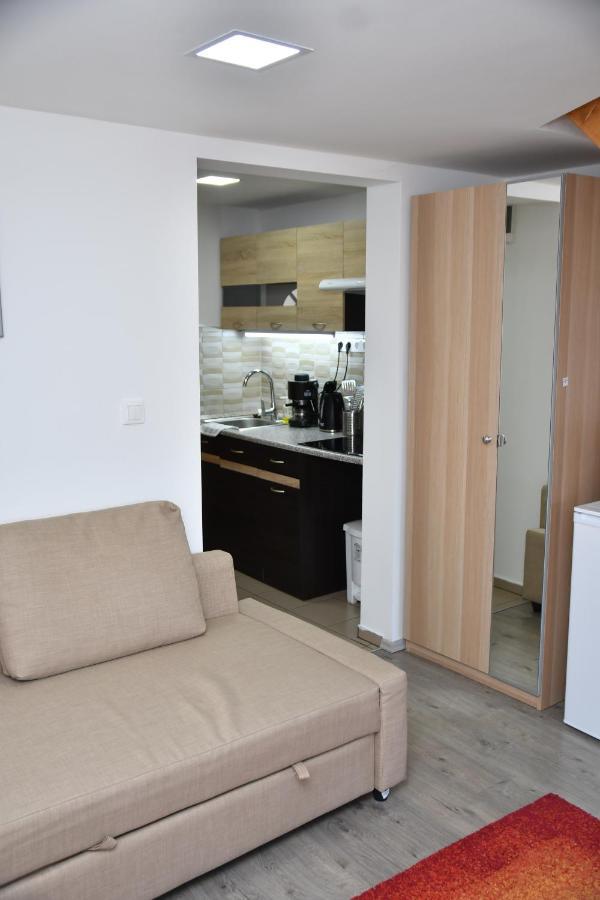 Foeveny Apartmanok Balatonfuzfo Exterior photo