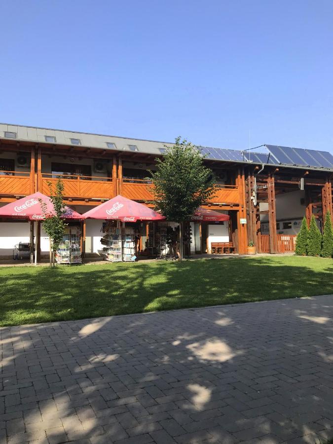 Foeveny Apartmanok Balatonfuzfo Exterior photo